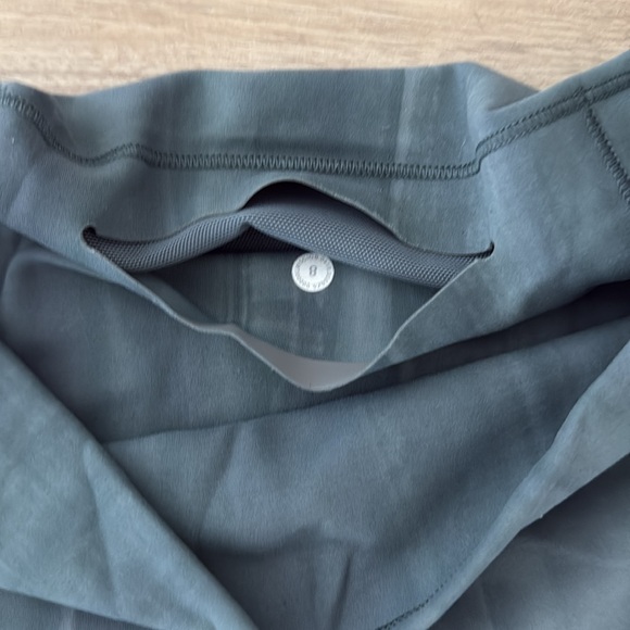 Lululemon In Movement Tight 25" Everlux Linear Spray Dye White Deep Ocean - Picture 7 of 9